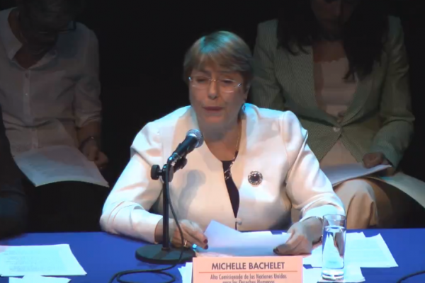 Bachelet anuncia que viajará "en el corto plazo" a Venezuela