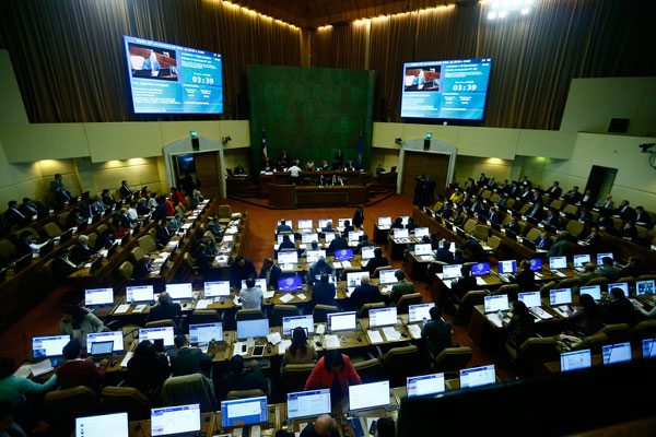 Cámara aprueba proyecto de responsabilidad de fraudes