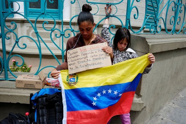 Argentina y Venezuela: las crisis sociales que arrastran a Latinoamérica