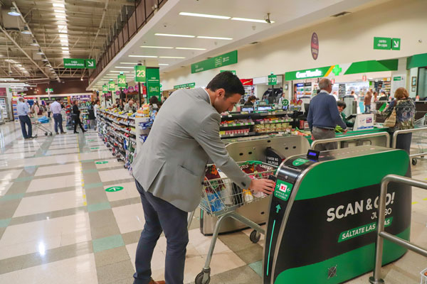 <p>Cencosud anuncia austero plan de inversión y debuta en formato Jumbo 100% autoatención</p>