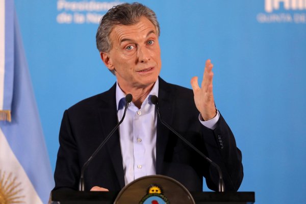 Macri prevé un 'peak' de inflación en marzo a partir del cual el país irá "avanzando hasta erradicarla"