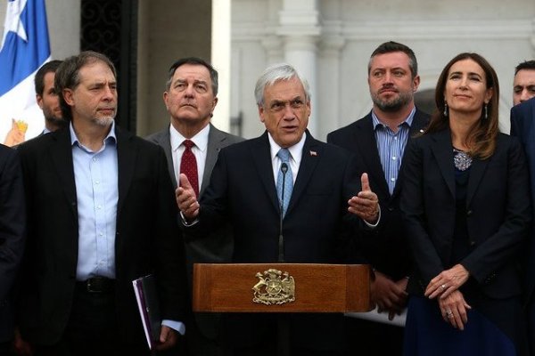 Piñera destaca crecimiento y hace llamado a parlamentarios tras difícil inicio de la discusión de reforma tributaria