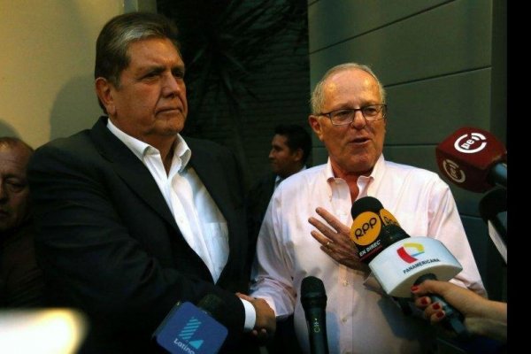 Expresidente Kuczynski sería intervenido del corazón mientras Perú sigue conmocionado por la muerte de Alan García