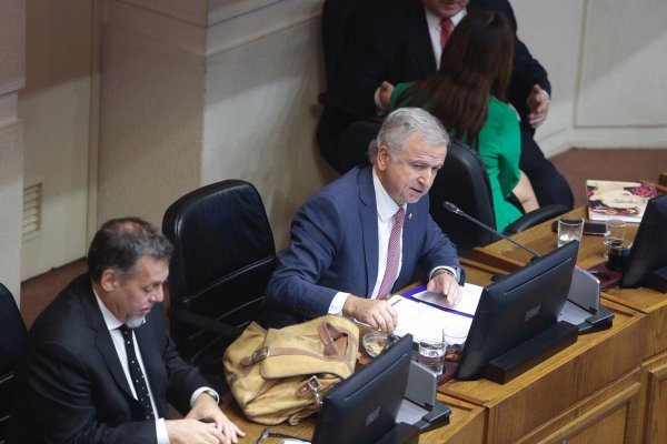 Larraín asegura que aprobado proyecto de Bolsa de Productos es una buena noticia para las pymes