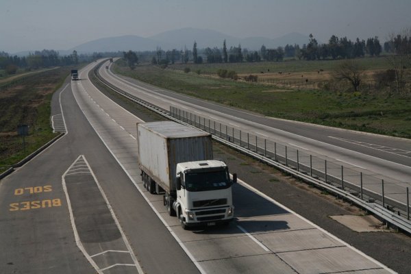 <p>Dirección de Concesiones retoma realización de estudios integrales con miras a fortalecer el sistema</p>