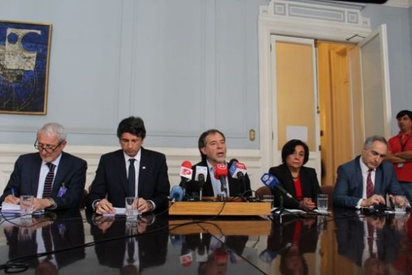 Senado y universidades firman alianza para fomentar el desarrollo científico