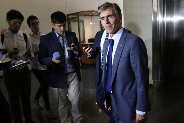 Principales dirigentes del sector empresarial se reúnen hoy con el ministro de Economía