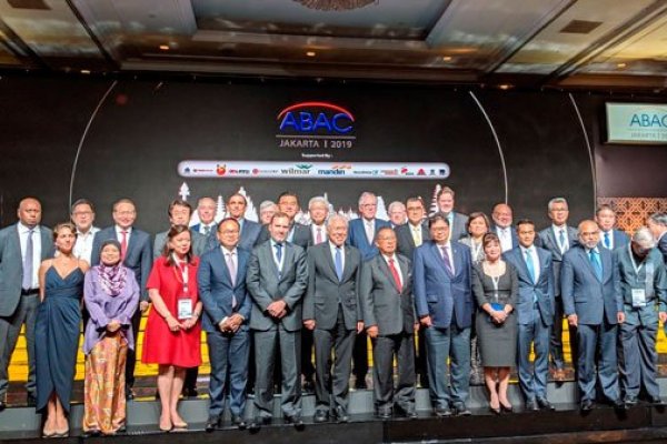 Líderes empresariales de la APEC se comprometen a sortear la tormenta comercial mundial