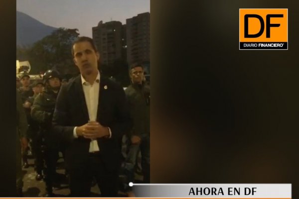 Ahora en DF: Guaidó libera a Leopoldo López y llama a los militares a poner "fin a la usurpación"