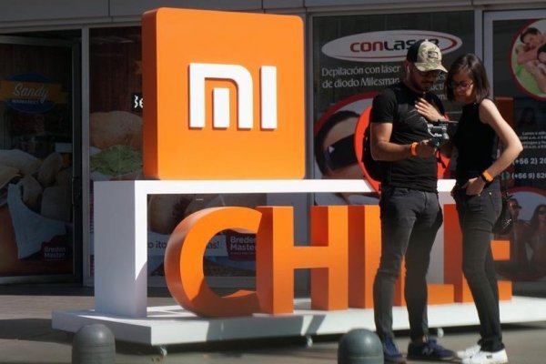 La tienda de Xiaomi en Santiago fue recibida por más de 1.500 clientes en su inauguración
