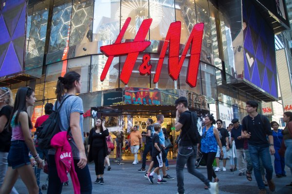 H&M se despide de su catálogo después de 39 años por falta de interés de los clientes