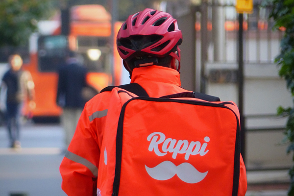Apps de delivery llevan a que ventas de comida rápida se disparen en el primer trimestre