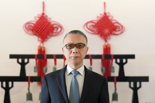 La historia en Chile del poderoso señor Xu