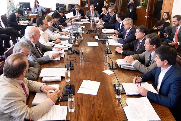 Votación de indicaciones a reforma tributaria se retoma esta semana