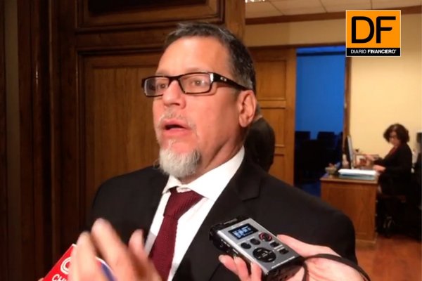 <p>Ahora en DF: Senador Lagos Weber informa que el próximo lunes discutirán proyecto que moderniza al INE</p>