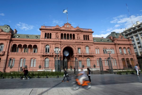 Inflación le da un respiro a Argentina pero acumula 15,6% en cuatro meses