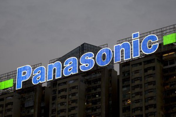 Panasonic asegura que continúa trabajando con Huawei