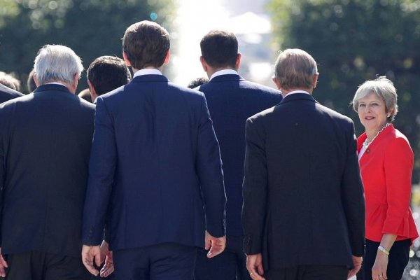 Aliados europeos opinan sobre salida de May y coinciden en que un Brexit ordenado "sigue siendo la mejor opción"