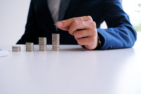 El Fisco se frota las manos: empresas chilenas provisionaron más de US$ 9.300 millones en impuestos a la renta el año pasado