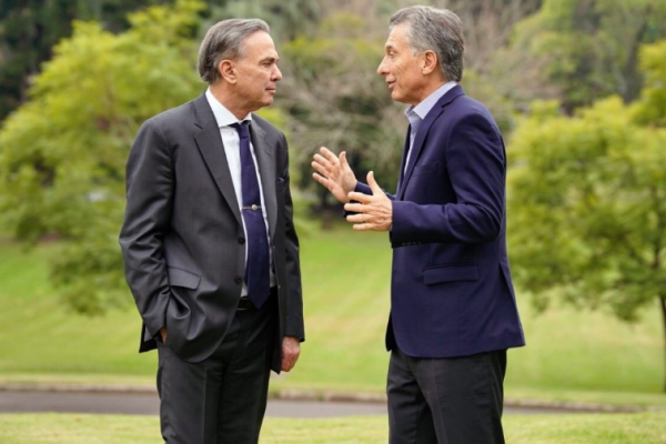 Macri lucha contra retorno del kirchnerismo en Argentina