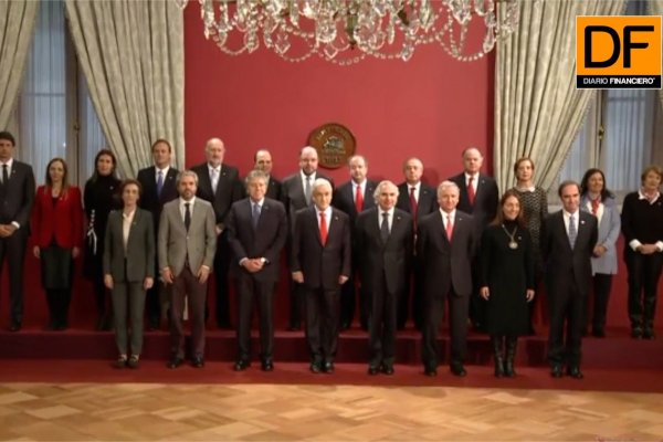 <p>Ahora en DF: Se concreta el cambio de gabinete, revívelo aquí</p>