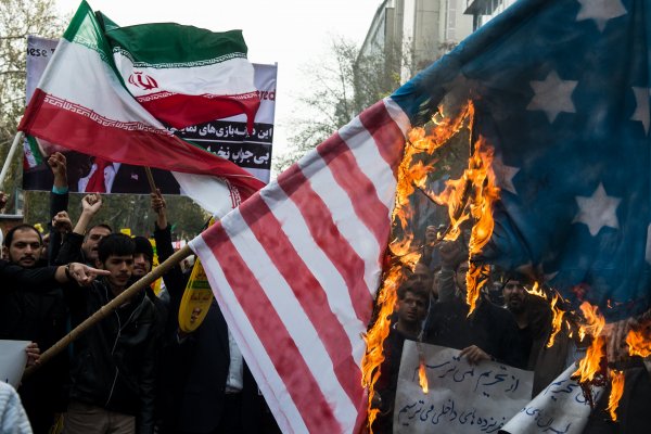 Irán advierte a Europa que en 10 días superará límites estipulados en acuerdo nuclear