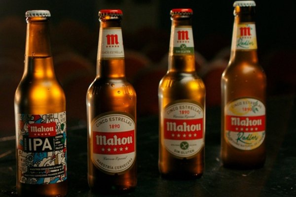 La cerveza española Mahou enfrenta dura batalla para expandirse en Chile