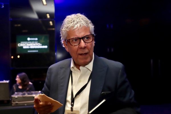 Nicolás Eyzaguirre por la reforma previsional: “Se parece cada día más a lo que presentamos en el gobierno de la Presidenta Bachelet”