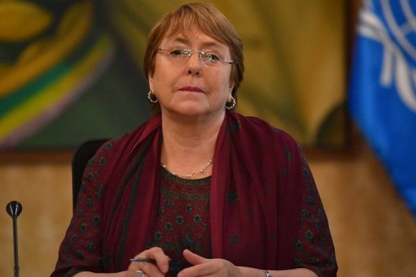 Académico chileno: "Bachelet no tiene la varita mágica para solucionar la crisis en Venezuela, pero puede ayudar al acercamiento"
