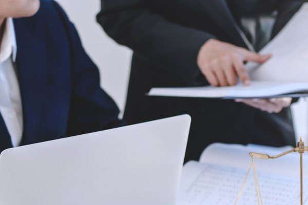 Cómo y dónde trabajarán los abogados en la próxima década