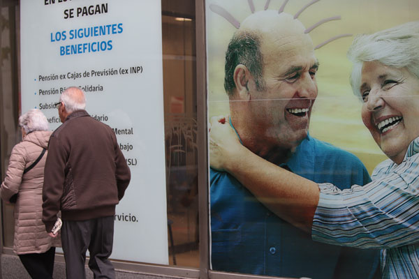 Reforma de pensiones: Se abre la puerta para que controladores de AFP puedan participar en la gestión del 4%