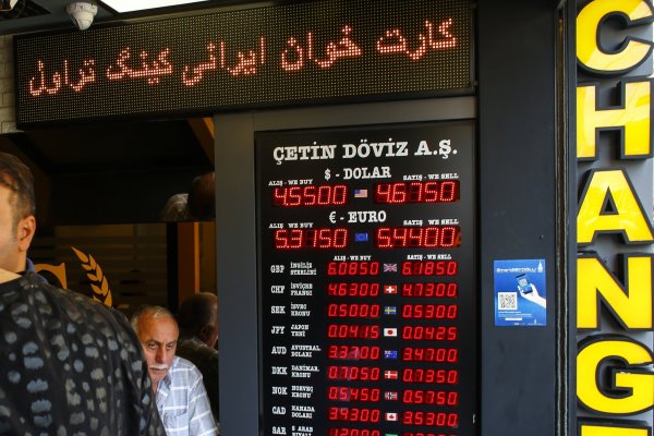 Lira turca anota mayor alza a nivel mundial tras triunfo de la oposición en Estambul