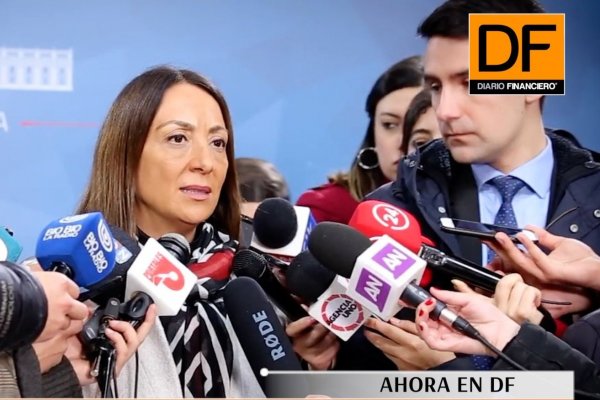 <p>Ahora en DF: Ministra Pérez defiende acuerdo que destraba la reforma tributaria y se refiere a las críticas del PC</p>