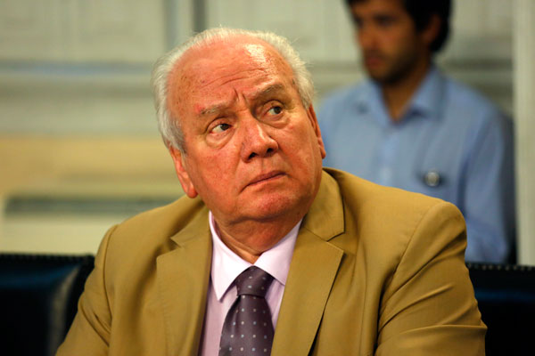 Ortiz califica de “vago y lleno de generalidades” el protocolo tributario