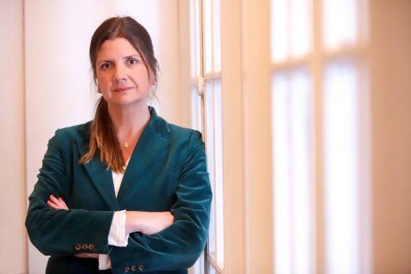 Macarena Letelier tras polémica elección: “Yo estaba disponible para la presidencia del Colegio de Abogados… pero sigo adelante con las mismas ganas”