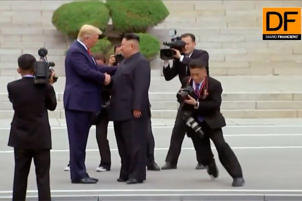<p>Ahora en DF: Trump se convierte en el primer presidente de EEUU en pisar Corea del Norte</p>