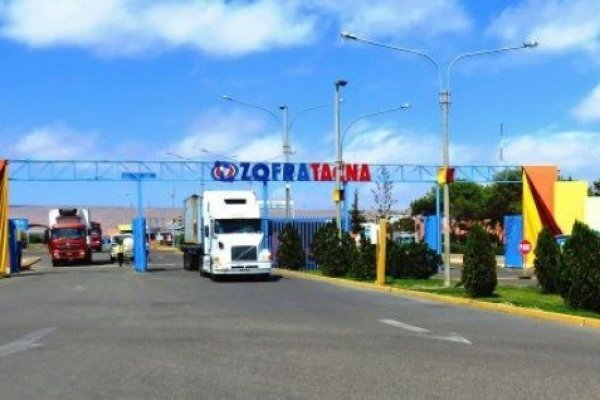 Perú abre puerta a inversión extranjera dentro de los 50 km de las fronteras