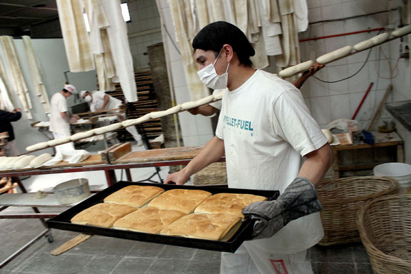 Debut de baños de uso “universal” abre puerta a que 150 mil empresas puedan contratar mujeres