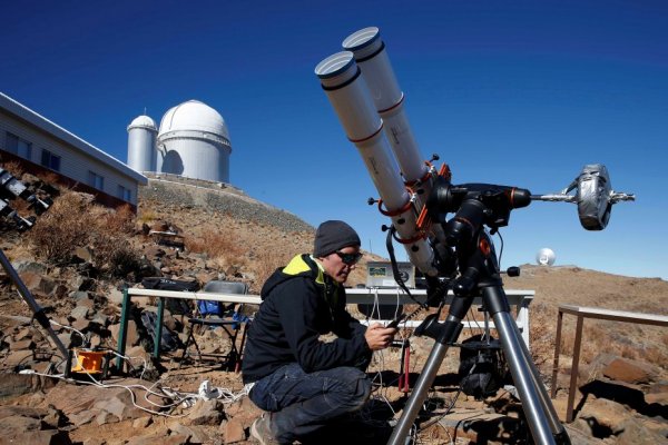Expectación por el eclipse solar en Chile