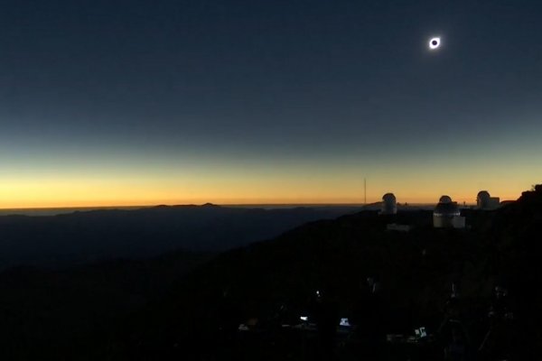 Ahora en DF: Eclipse Solar desde el Observatorio La Silla