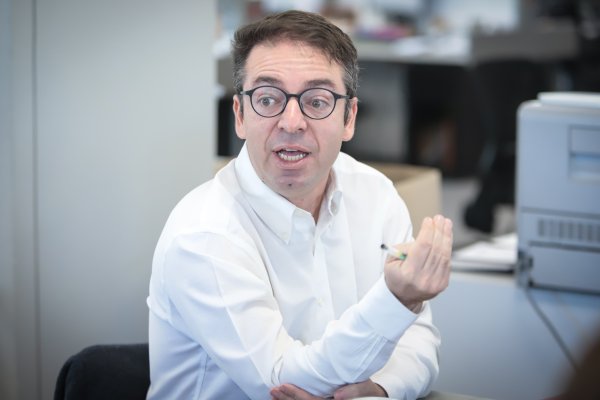 DC ahora propone que 4% de cotización extra sea administrado por Banco Central