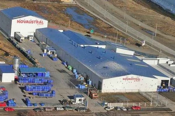 Nova Austral saca a máximo ejecutivo en plena crisis por investigación de Sernapesca