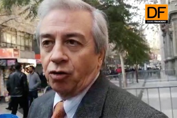 <p>Ahora en DF: Benavides descarta participación de La Moneda en designación de Araneda para presidir Codelco</p>