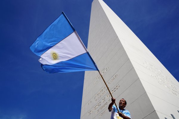 El FMI recorta el crecimiento de la economía argentina y reconoce la inflación en 40%