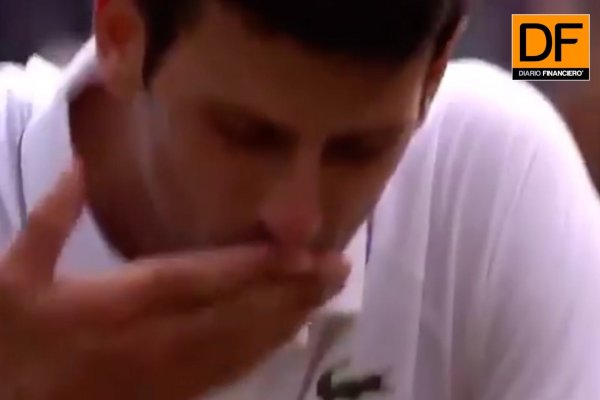 <p>Ahora en DF: El ritual de Novak Djokovic cuando gana un nuevo título</p>