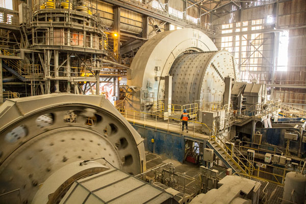<p>Mitsubishi, Mitsui y Suez en lista corta para adjudicarse licitación de millonaria desaladora de Codelco</p>