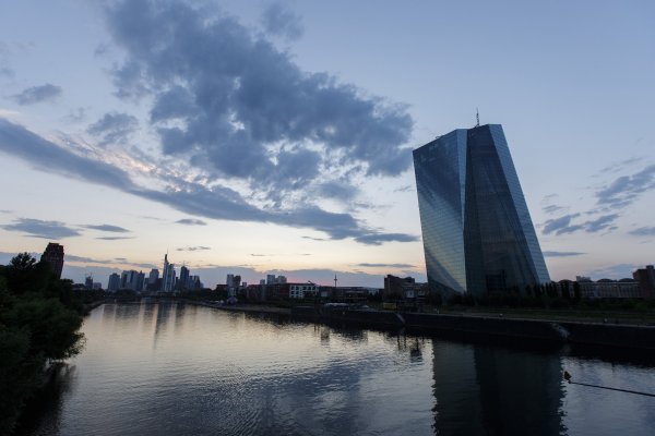 El Banco Central Europeo estudia revisar su objetivo de inflación al final de la era Draghi