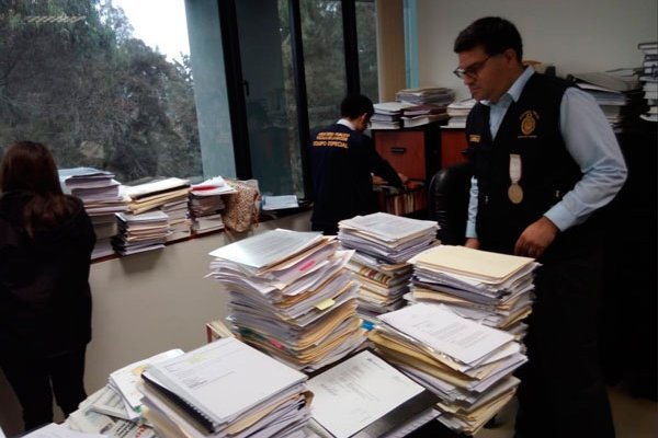 El escándalo que toca a tres de las más importantes firmas de abogados en Perú