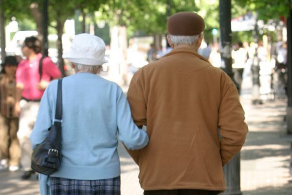 Pensiones: Parlamentarios de oposición critican ente público del CASS