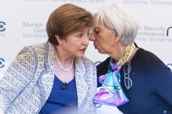 Francia llama al FMI a remover límite de edad para reemplazo de Lagarde